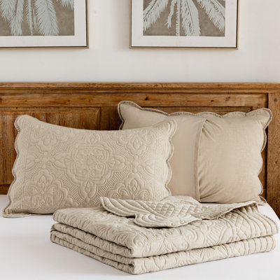 Scalloped Edge Quilt Set 3 Pieces Embroidered Damask Pattern Pre-Washed