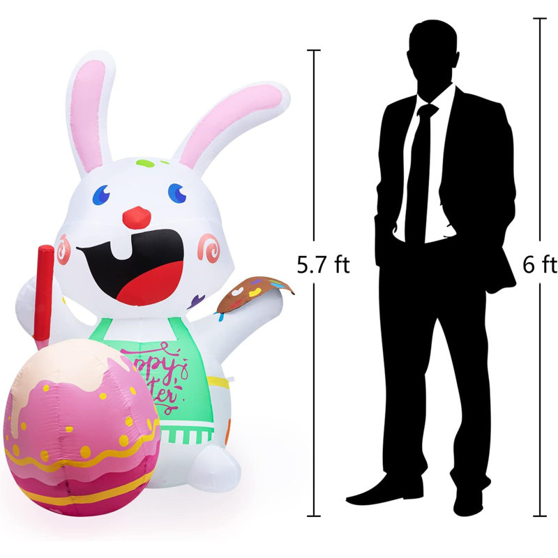 Lapin de Pâques avec œuf gonflable