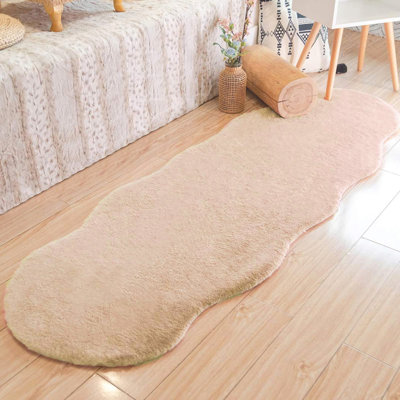 Ruther Faux Fur Indoor Rug