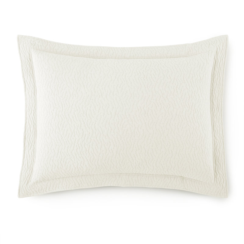 Mia Sham, Standard, Pearl