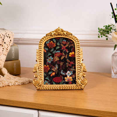 Set of 4 4" x 6" Matte Gold Ornate Arch Resin Picture Frames