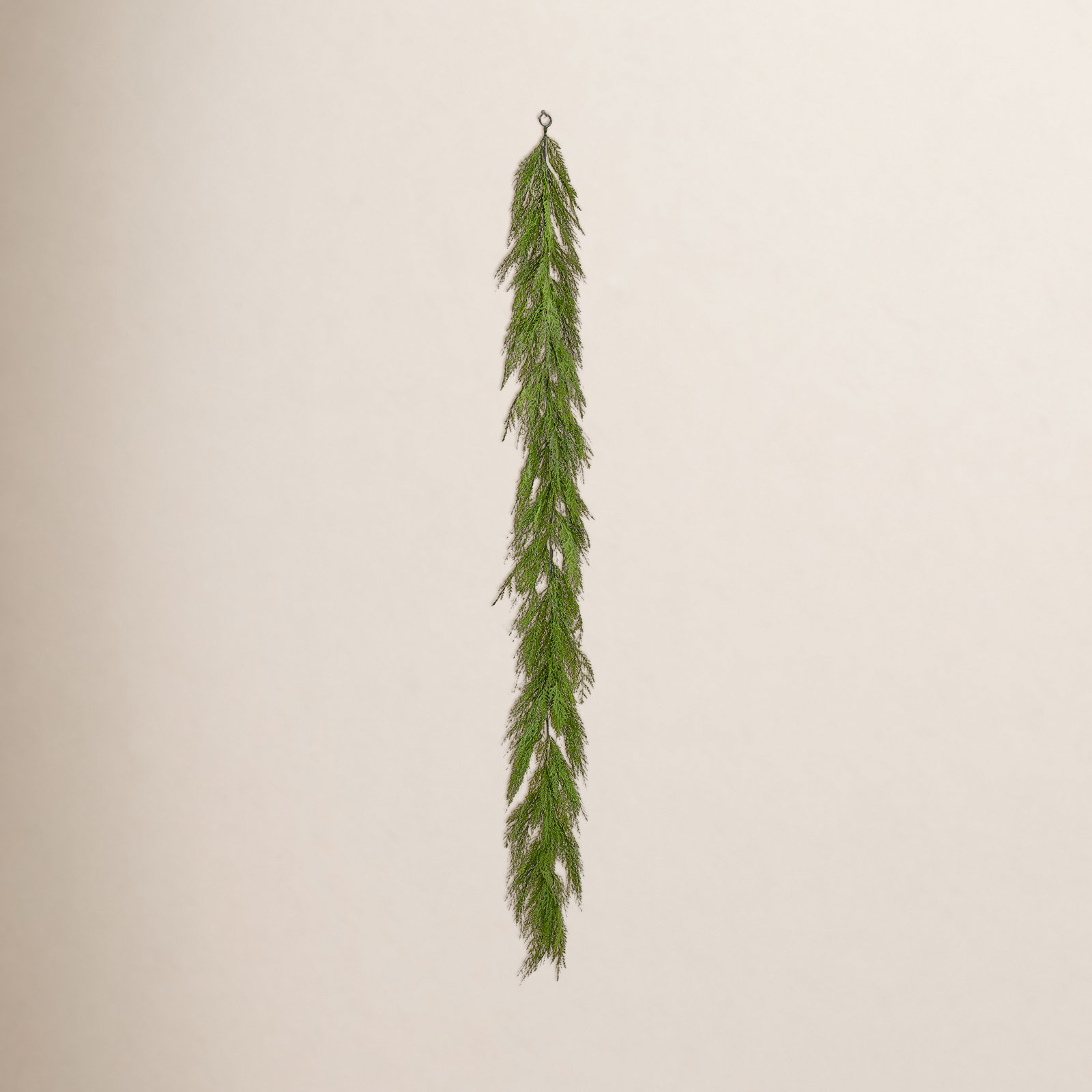 60" Uv-rated Plastic Outdoor Cedar Garland