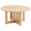 Table basse en rotin et table basse ronde en bois à un niveau pour le salon