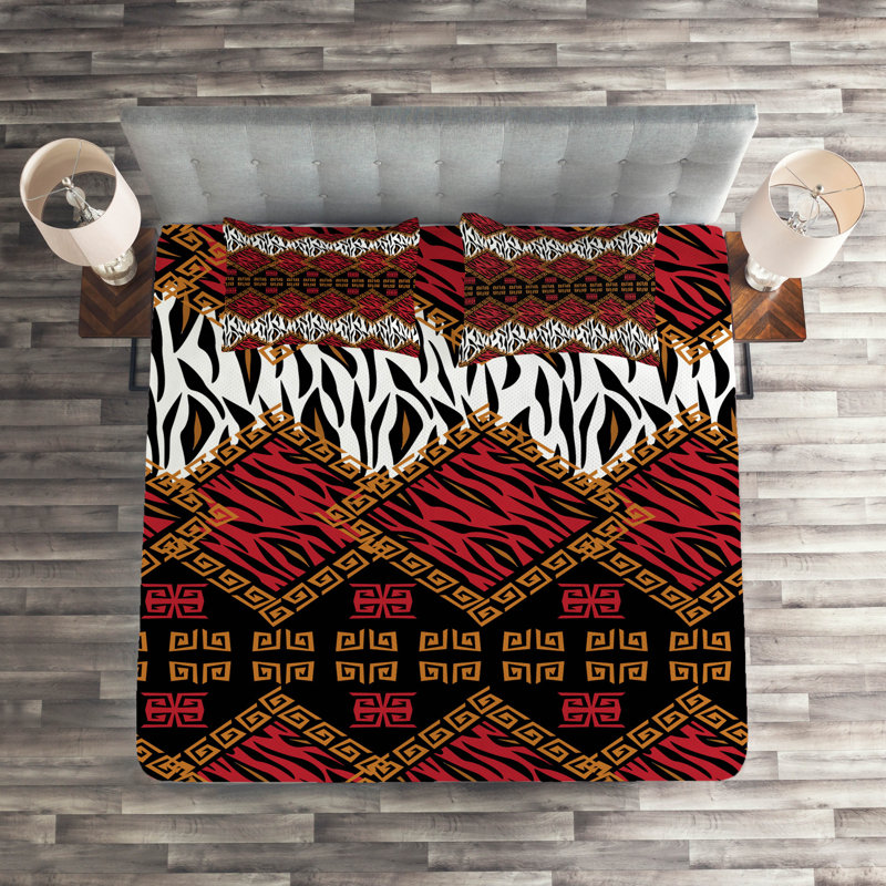 Polyester Animal Print Coverlet, Queen Bedspread + 2 Shams