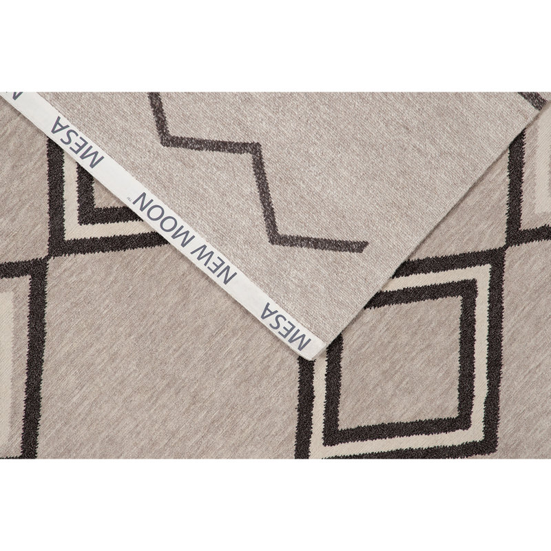 Mesa Wool Southwestern Area Rug, Runner 3' x 8'