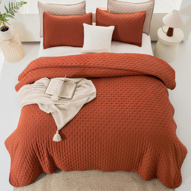 Ensemble de literie pour courtepointe de grande taille Andency (90 x 96 pouces), couvre-lit léger 3 pièces orange brûlé, couvre-lit d'été en terre cuite Boho pour toutes saisons (1 courtepointe, 2 taies décoratives)