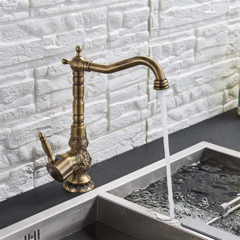 Robinet de lavabo de salle de bain en laiton antique Lucanian - élégant et durable avec contrôle thermostatique