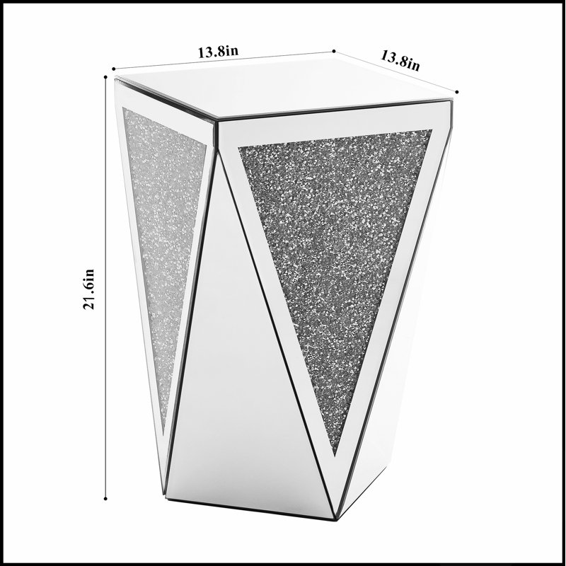 Table basse miroir triangulaire inversée avec incrustations de cristaux en forme de diamant, idéale pour les corridors, les salons et les chambres.