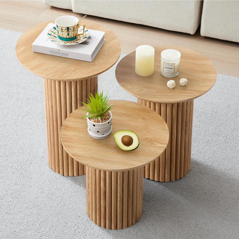 Ensemble de 3 tables basses rondes gigognes, style Mid Century