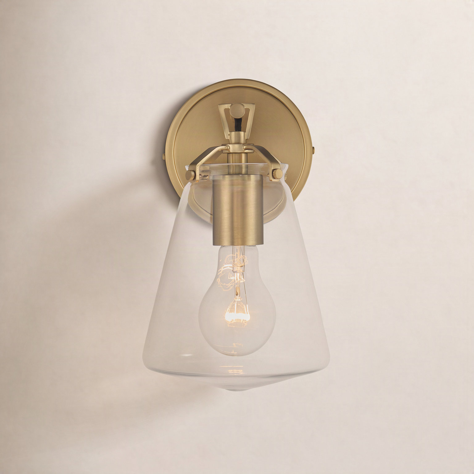Single Light Dimmable Armed Sconce, Luxe Gold