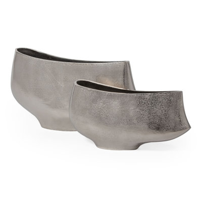 Aris Cast Aluminum Table Vase
