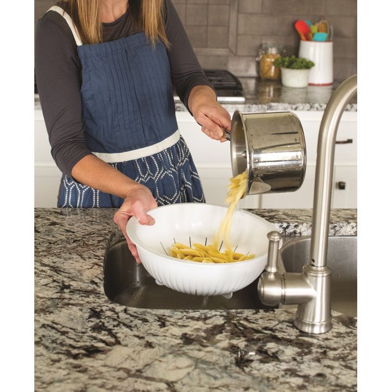 Nordic Ware 3 in 1 Plastic 5 Qt. Colander
