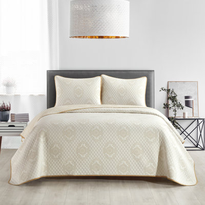 Valentine Gold Microfiber 3 Piece Quilt Set
