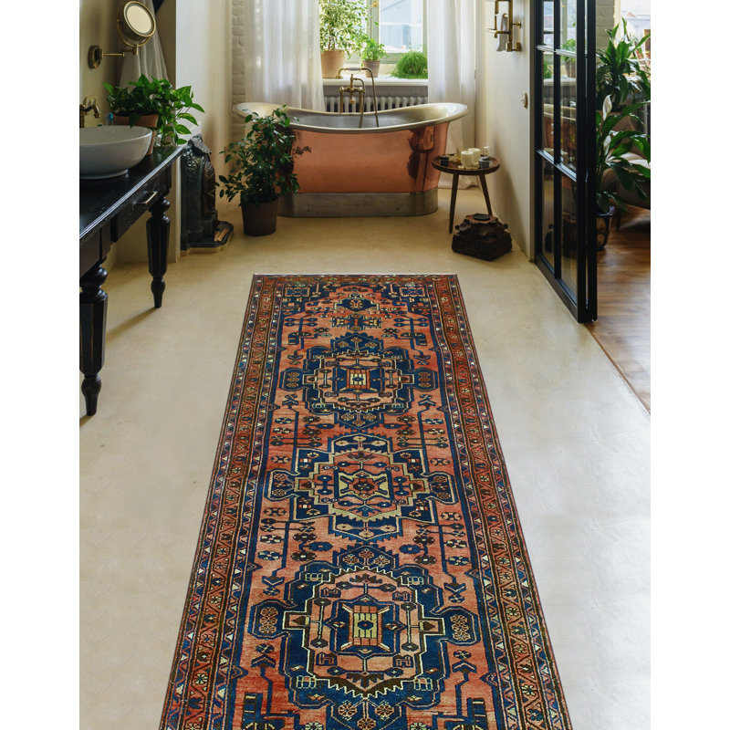 Khylar Distressed Brysen Rust Runner