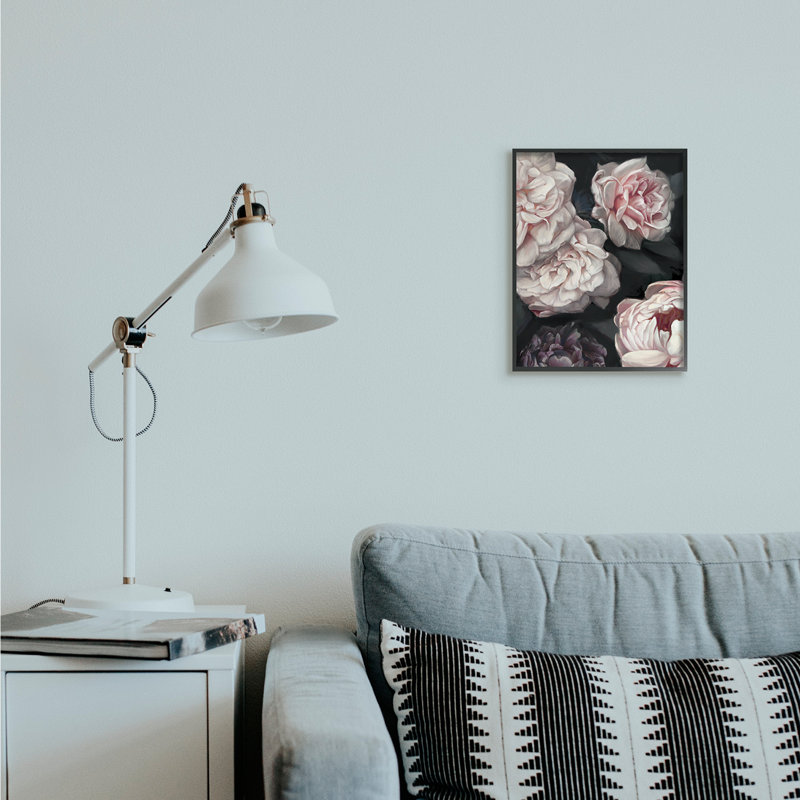 «Clustered Pink and White Florals Elegant Flowers» par Ziwei Li - impression d'art graphique, H 14 po x l 11 po x P 1,5 po
