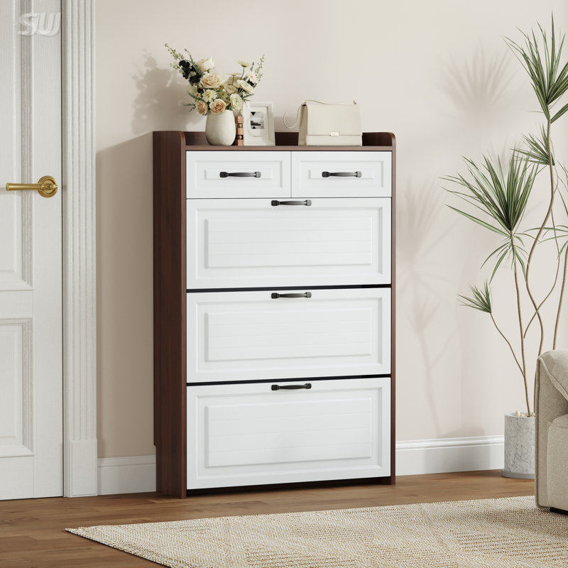 Armoire à chaussures spacieuse 1250 avec 3 portes et 2 tiroirs, conception en PVC pour un grand rangement et une esthétique moderne