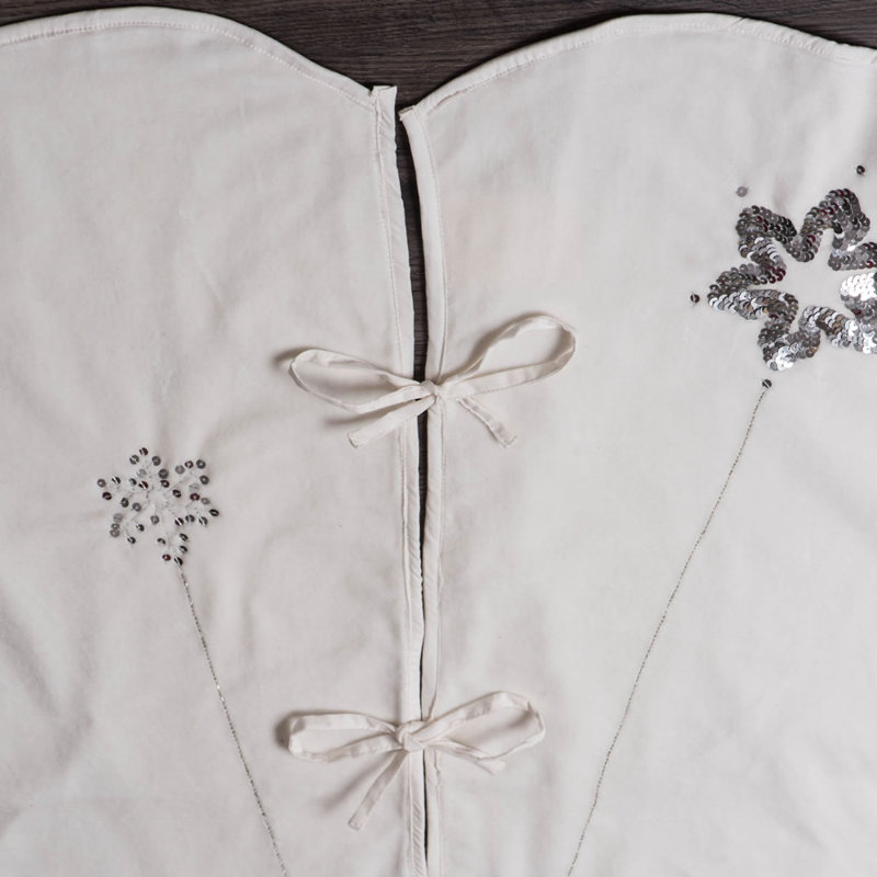 Velvet Tree Skirt