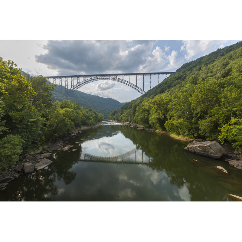 River Bridge Scenic - Photographie sur toile, H 24 po x l 36 po