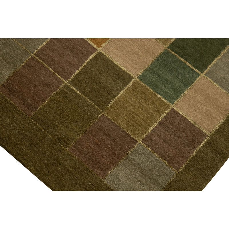 Hand Knotted Area Rug in Multi