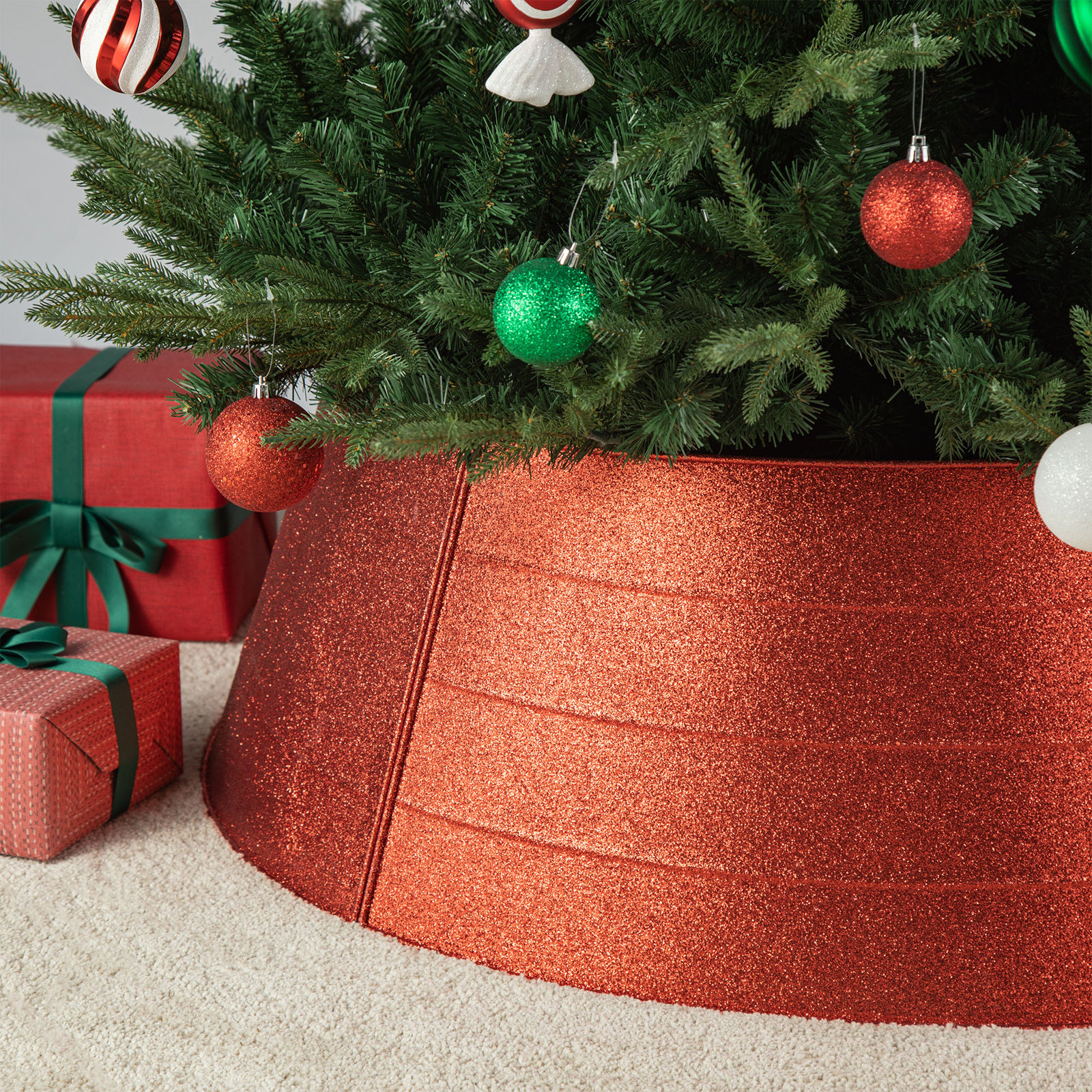 Joss & Main Gold Metal Tree Collar, Red, 12.5" H x 40.5" W x 40.5" D