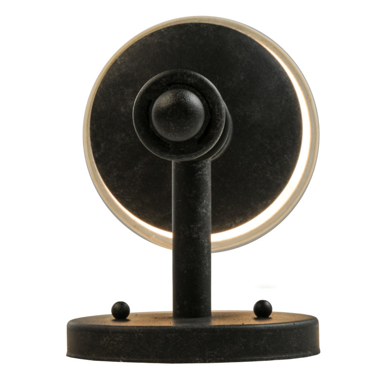 Amada 1 - Light Wallchiere