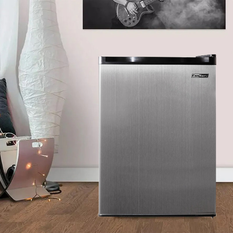 18in Stainless Compact Mini Refrigerator 2.6cf Reversible Door 115V