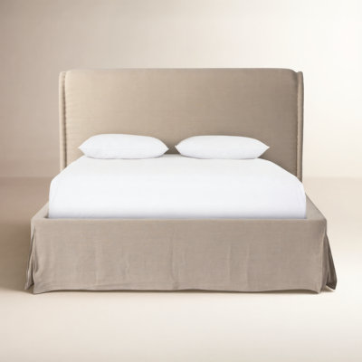 Wyndham Bed