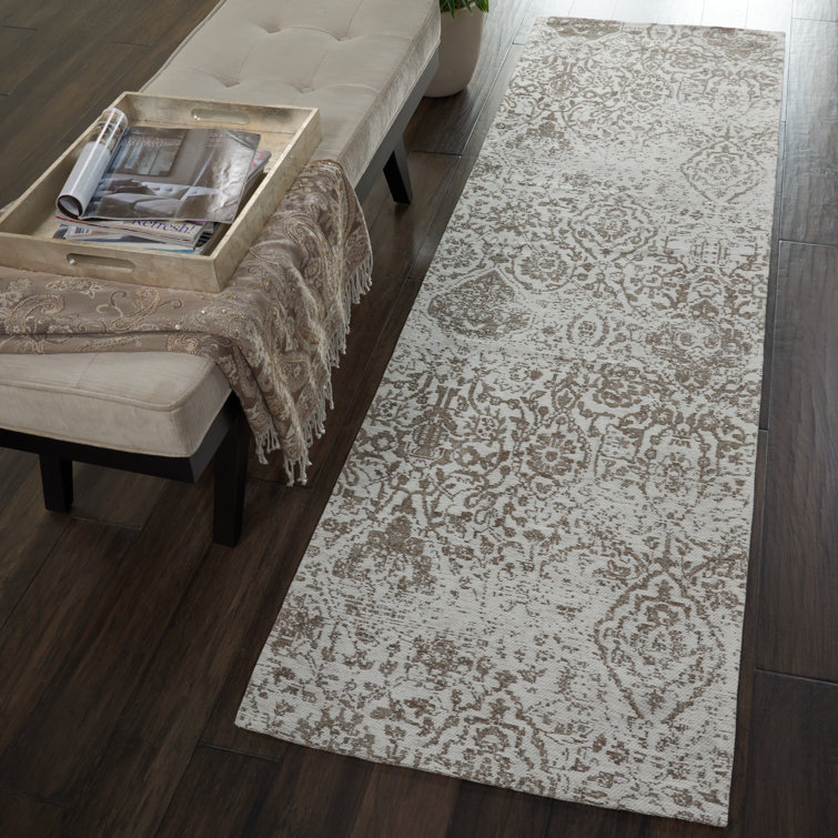 Basham Damask Indoor Rug