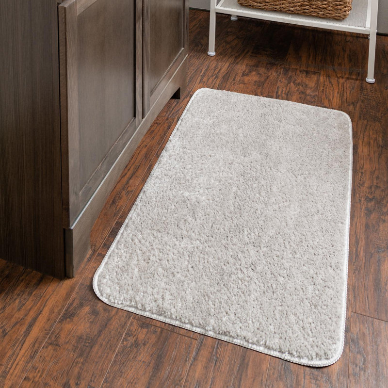 Carennac Non-Slip Bath Mat, Silver