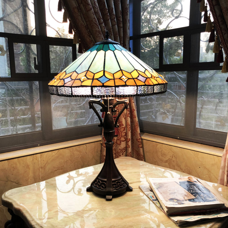 Michelle Resin Table Lamp