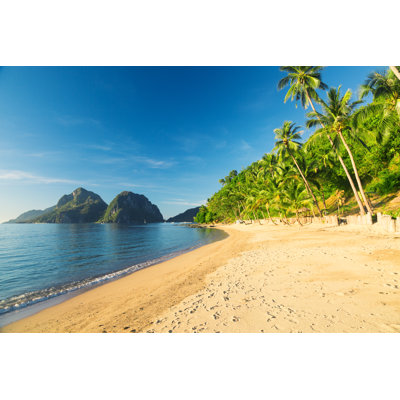 Las Cabanas Beach by Danilovi