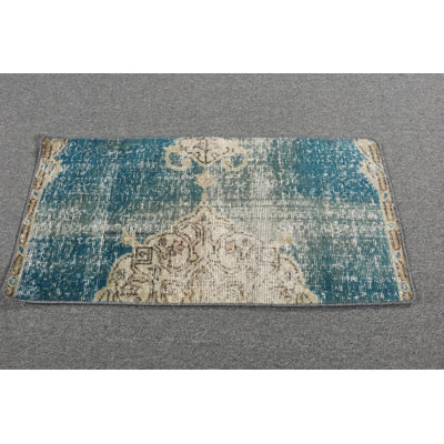 Tapis de couloir oriental rétro avec un design élégant en bleu et beige de la Turquie