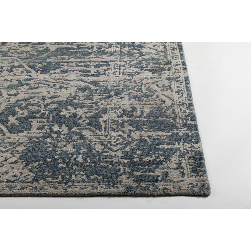 Tapis oriental transitionnel en laine tissé à la main bleu marine et gris Sasha, Rectangle 7 pi 9 po x 10 pi 6 po