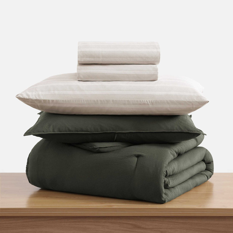 Ensemble d'édredon réversible uni Tommy Hilfiger, Grand édredon et 6 pièces supplémentaires, Vert