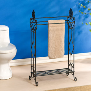 Porte-serviettes sur pied