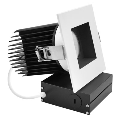 Luminaire encastré DEL 4 po Luxrite, projecteur régressé, 5CCT, 38º, 22W, 1700LM, garniture carrée noire et blanche interchangeable, à intensité variable, calibre IC