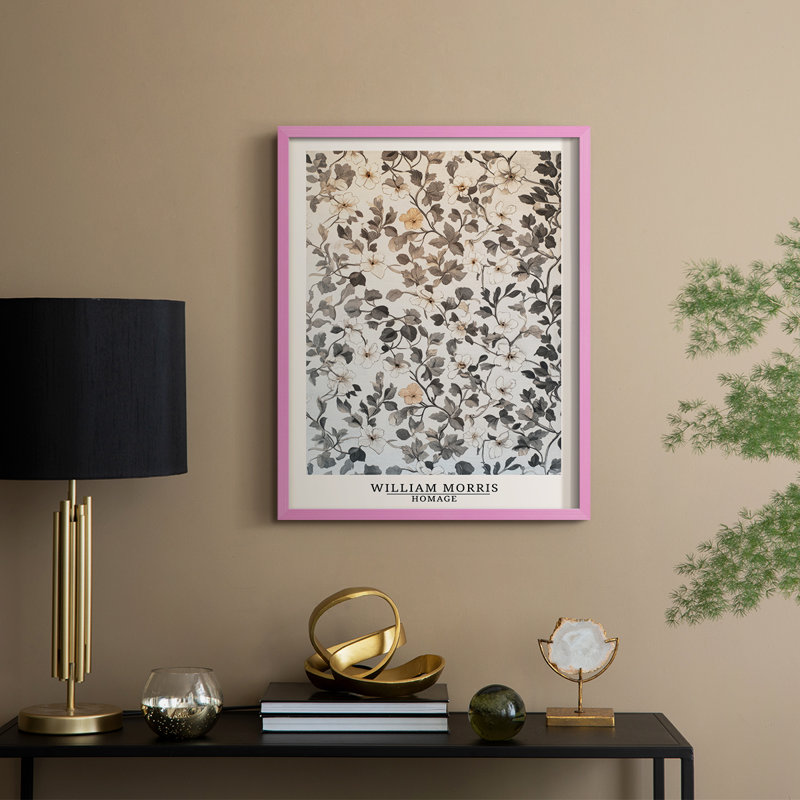 Imprimé encadré en bois massif de la série DCLxxxxxxxxxx, 21" H x 17" W, Pink