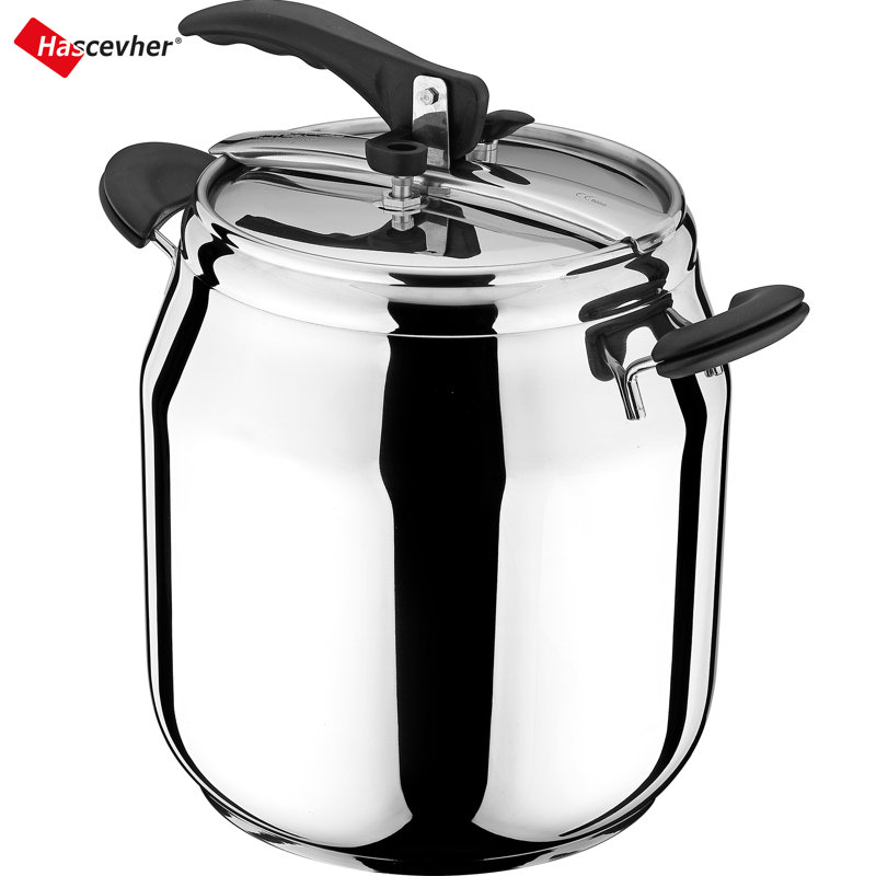 17.5 Quart Stainless Steel Pressure Cooker with Ergonomic Lid