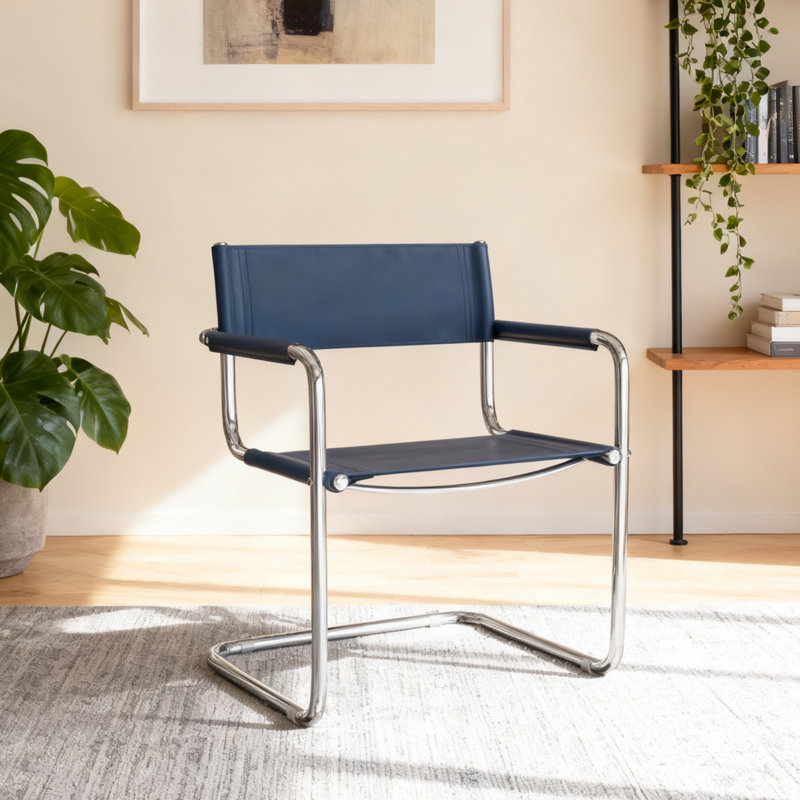 Fauteuil d'appoint en cuir Momei Saddle, Bleu