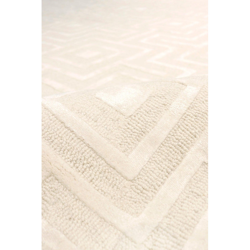 Geometric Area Rug in Ivory