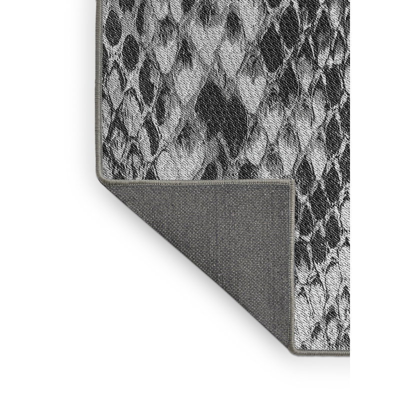 Tapis noir / gris à imprimé animal, Rectangle 7 pi x 10 pi