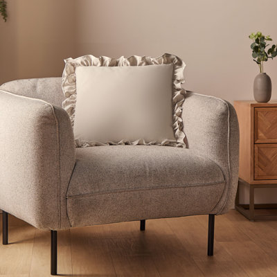 Silentnight Supersoft Ruffle Cushion
