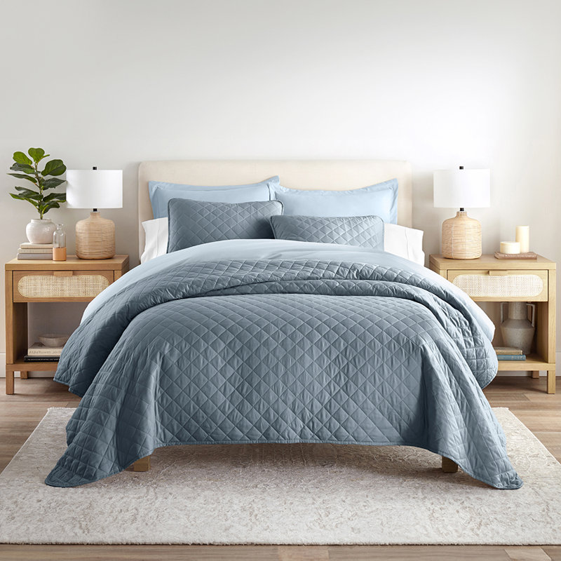Ensemble de courtepointe Becky Cameron, Bleu gris, Courtepointe très grand et 2 très grandes taies 
