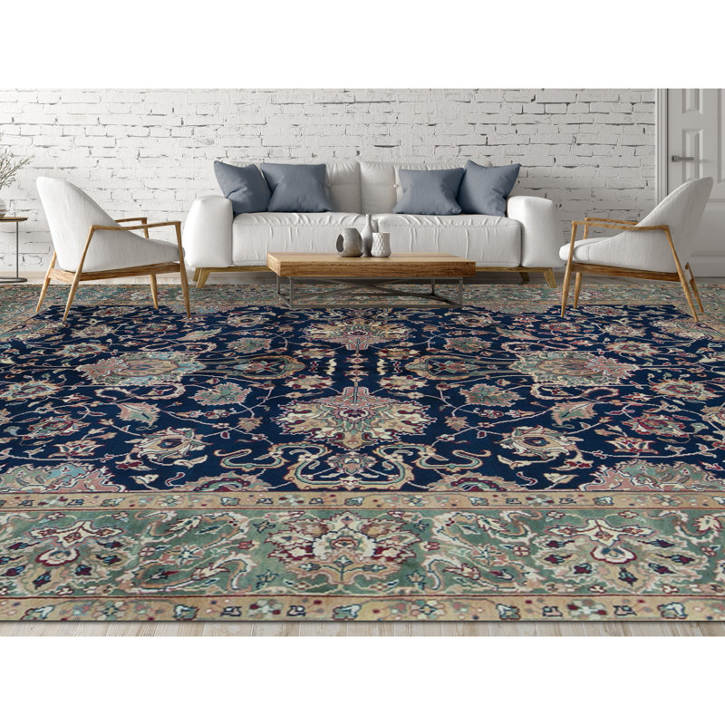Sona Wool Oriental Area Rug in Navy/Green