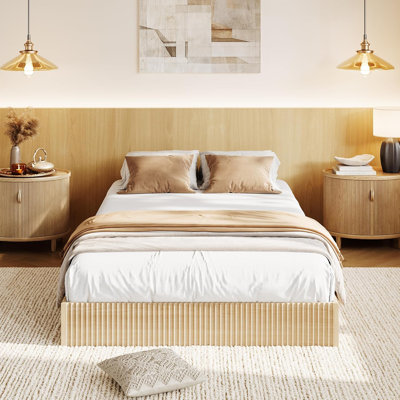 Structure de lit plateforme simple en bois TG, conception en bois cannelé, lattes de soutien solides, sans bruit, sans sommier, chêne
