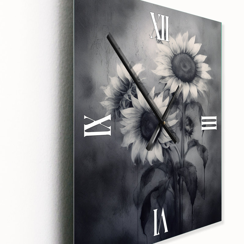 Horloge murale noire et blanche, Médium