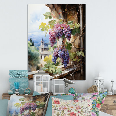 " Purple Green Grapes Vineyards "
