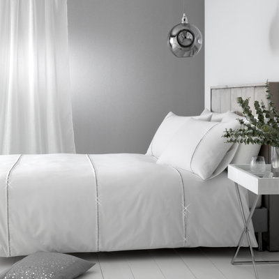 Sparkle Bands Duvet Cover Set with Pillowcases