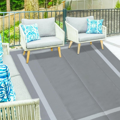 Tapis réversibles 5 x 8 pi