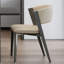 Ensemble simple de table de salle à manger et de chaises-106861611